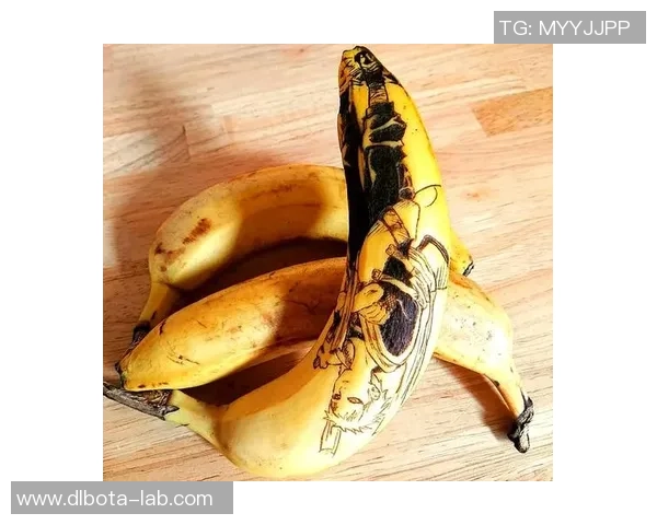 香蕉与足球的奇妙结合揭秘那些热爱香蕉的足球明星们