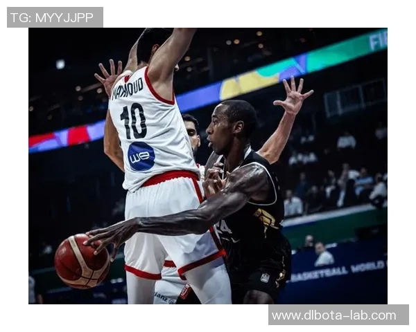 广州篮球队以69分领跑世界杯积分榜展现强大实力与团队合作精神